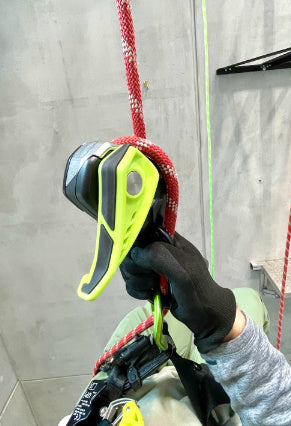 Megawatt descensor de trabajo y rescate